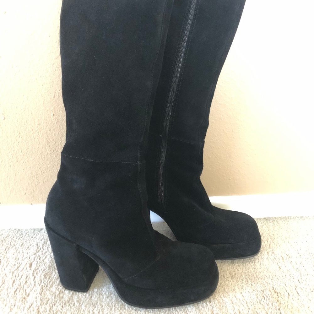 Black Knee-high Chunky Suede Boots Nine & Co. Woman’s 7M